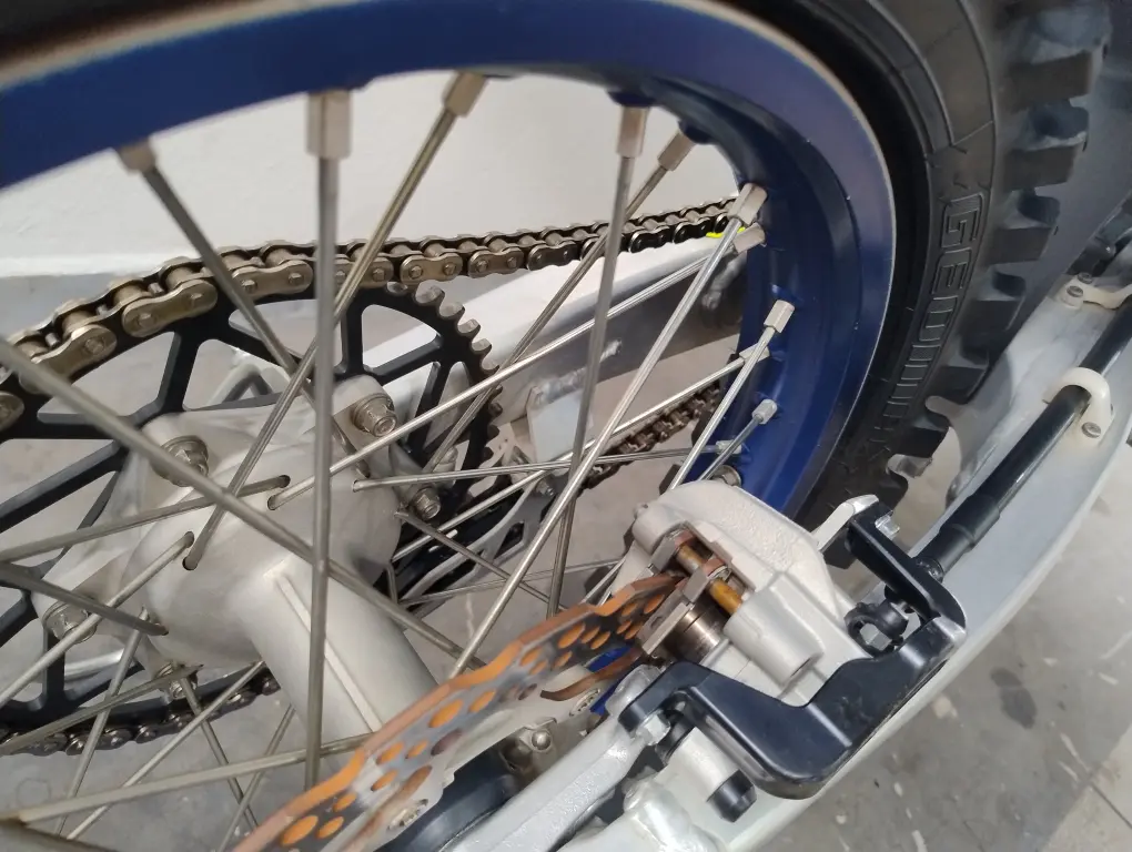YAMAHA YZ 450 F - Foto