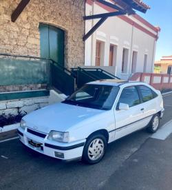 CHEVROLET Kadett 2.0 GSI