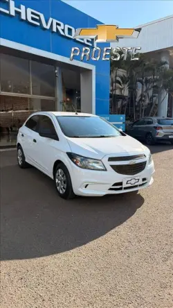 CHEVROLET Onix Hatch 1.0 4P FLEX JOY