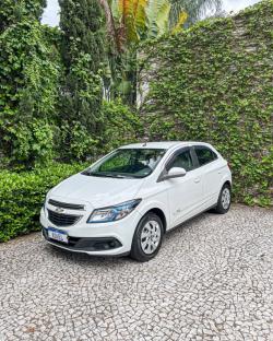 CHEVROLET Onix Hatch 1.4 4P FLEX LT