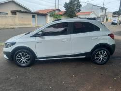CHEVROLET Onix Hatch 1.4 4P FLEX ACTIV