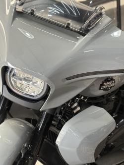 HARLEY DAVIDSON Street Glide FLHX 1900 SPECIAL