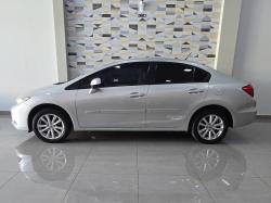 HONDA Civic 1.8 16V 4P LXS