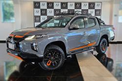 MITSUBISHI L 200 Triton 2.4 16V SPORT SAVANA SERT�ES 4X4 CABINE DUPLA TURBO DIESEL AUTOM�TICO