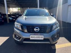 NISSAN Frontier 2.3 ATTACK CABINE DUPLA 4X4 BI-TURBO DIESEL AUTOM�TICO