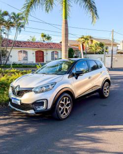 RENAULT Captur 1.6 16V 4P FLEX SCE INTENSE X-TRONIC CVT