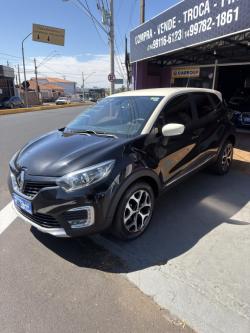 RENAULT Captur 1.6 16V 4P FLEX SCE INTENSE X-TRONIC CVT