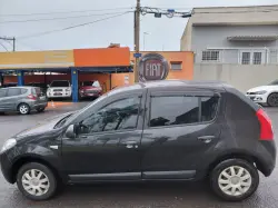 RENAULT Sandero 1.0 16V 4P FLEX EXPRESSION