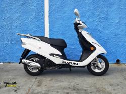 SUZUKI Burgman 125 