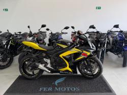 SUZUKI GSX-R 750 Srad 