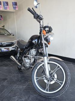 SUZUKI Intruder 125 