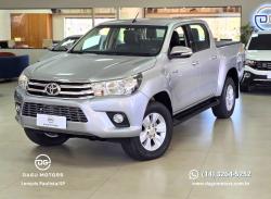 TOYOTA Hilux Caminhonete 2.8 16V SRV 4X4 DIESEL CABINE DUPLA AUTOMÁTICO TOYOTA Hilux Caminhonete 2.8 16V SRV 4X4 DIESEL CABINE DUPLA AUTOMÁTICO