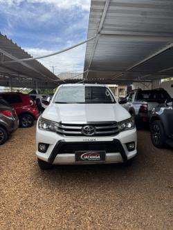 TOYOTA Hilux Caminhonete 3.0 4P 4X4 DIESEL CABINE DUPLA