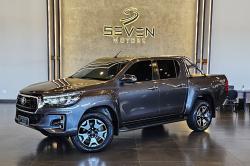 TOYOTA Hilux Caminhonete 2.8 16V SRX 50 ANOS 4X4 TURBO DIESEL CABINE DUPLA AUTOMTICO