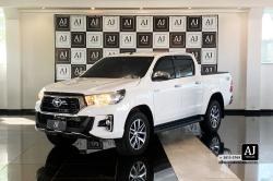TOYOTA Hilux Caminhonete 2.8 16V SRV 4X4 DIESEL CABINE DUPLA AUTOMTICO