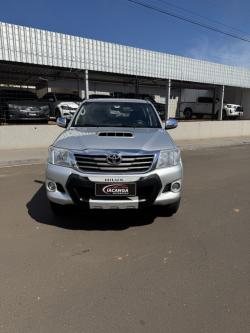 TOYOTA Hilux Caminhonete 3.0 16V 4P 4X4 SRV TURBO DIESEL