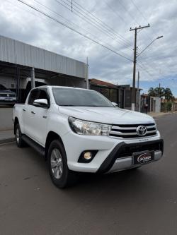 TOYOTA Hilux Caminhonete 2.8 16V SRV 4X4 DIESEL CABINE DUPLA AUTOM�TICO