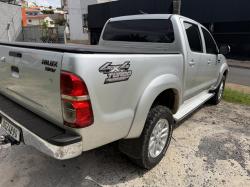 TOYOTA Hilux Caminhonete 3.0 4P SRV DIESEL CABINE DUPLA