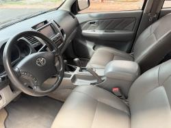 TOYOTA Hilux Caminhonete 3.0 4P 4X4 SRV TURBO DIESEL CABINE DUPLA AUTOM�TICO