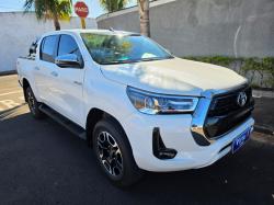 TOYOTA Hilux Caminhonete 2.8 16V SRV 4X4 DIESEL CABINE DUPLA AUTOM�TICO