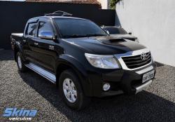 TOYOTA Hilux Caminhonete 3.0 4P 4X4 SRV TURBO DIESEL CABINE DUPLA AUTOM�TICO
