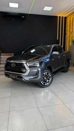 TOYOTA Hilux Caminhonete 2.8 16V SRX 4X4 DIESEL CABINE DUPLA AUTOM�TICO