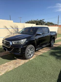 TOYOTA Hilux Caminhonete 2.7 16V 4P SRV FLEX CABINE DUPLA AUTOM�TICO