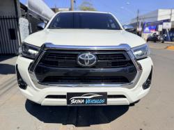 TOYOTA Hilux Caminhonete 2.8 16V SRX 4X4 DIESEL CABINE DUPLA AUTOMÁTICO