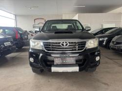 TOYOTA Hilux Caminhonete 3.0 4P 4X4 SRV TURBO DIESEL CABINE DUPLA AUTOMÁTICO