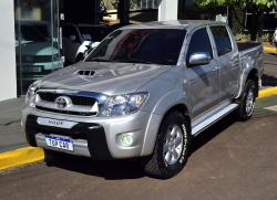TOYOTA Hilux Caminhonete 3.0 4P 4X4 SRV TURBO DIESEL TOP CABINE DUPLA AUTOMÁTICO