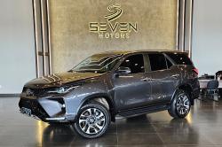 TOYOTA Hilux SW4 2.8 16V 4P SRX PLATINUM 4X4 7 LUGARES TURBO DIESEL AUTOM�TICO