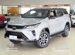 TOYOTA Hilux SW4 2.8 4P SRX 4X4 DIAMOND 7 LUGARES TURBO DIESEL AUTOM�TICO