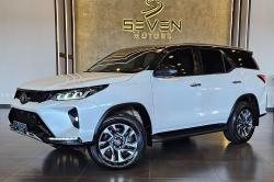 TOYOTA Hilux SW4 2.8 4P SRX 4X4 DIAMOND 7 LUGARES TURBO DIESEL AUTOM�TICO