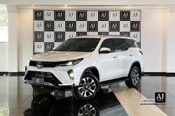 TOYOTA Hilux SW4 2.8 16V 4P SRX PLATINUM 4X4 7 LUGARES TURBO DIESEL AUTOM�TICO