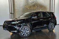 TOYOTA Hilux SW4 2.8 4P SRX 4X4 DIAMOND 7 LUGARES TURBO DIESEL AUTOM�TICO