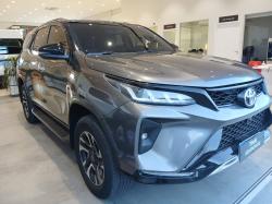 TOYOTA Hilux SW4 2.8 16V 4P SRX PLATINUM 4X4 7 LUGARES TURBO DIESEL AUTOM�TICO