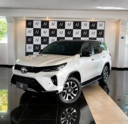 TOYOTA Hilux SW4 2.8 16V 4P SRX PLATINUM 4X4 7 LUGARES TURBO DIESEL AUTOM�TICO