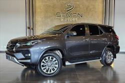 TOYOTA Hilux SW4 2.8 16V 4P SRX 4X4 7 LUGARES TURBO DIESEL AUTOMÁTICO