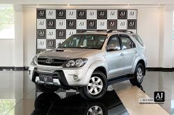 TOYOTA Hilux SW4 3.0 16V 4P SRV 4X4 TURBO DIESEL AUTOM�TICO