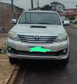 TOYOTA Hilux SW4 3.0 16V 4P SRV 4X4 7 LUGARES TURBO DIESEL AUTOM�TICO