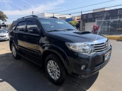 TOYOTA Hilux SW4 3.0 16V 4P SRV 4X4 TURBO DIESEL AUTOM�TICO