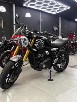 TRIUMPH Speed 400 