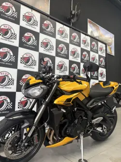 TRIUMPH Street Triple 765 RS