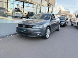 VOLKSWAGEN Jetta 2.0 4P FLEX COMFORTLINE TIPTRONIC AUTOM�TICO