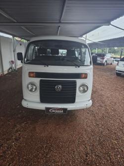VOLKSWAGEN Kombi 1.4 FLEX STD 9 LUGARES