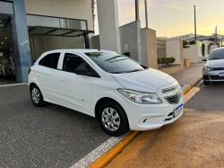 CHEVROLET Onix Hatch 1.0 4P FLEX LT