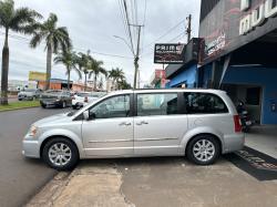 CHRYSLER Town &amp; Country 3.8 V6 12V 4P TOURING- L AUTOMTICO