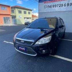 FORD Focus Hatch 2.0 16V 4P GHIA AUTOMTICO