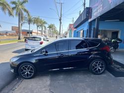 FORD Focus Hatch 2.0 16V 4P FLEX TITANIUM POWERSHIFT AUTOMTICO