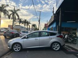 FORD Focus Hatch 2.0 16V 4P FLEX SE PLUS POWERSHIFT AUTOMTICO